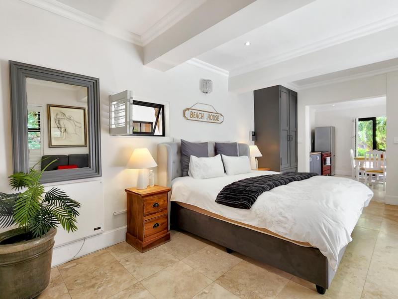To Let 5 Bedroom Property for Rent in Helgarda Estate Western Cape